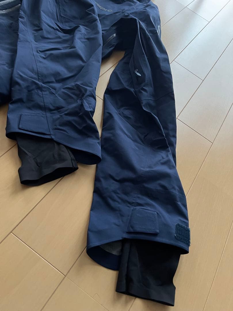 2023-24 Norrona lofoten Gore-Tex Pro 上下