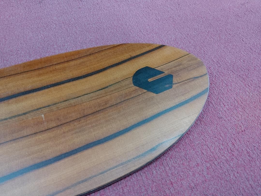 150 Ünique Skis オーストリアで手作り ユニーク スノーボード