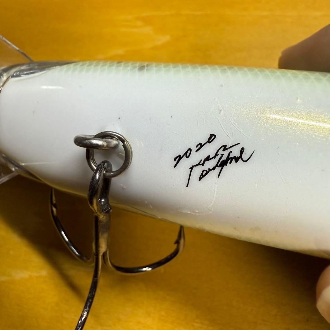 KRRオリジナル　ハンドメイドルアー