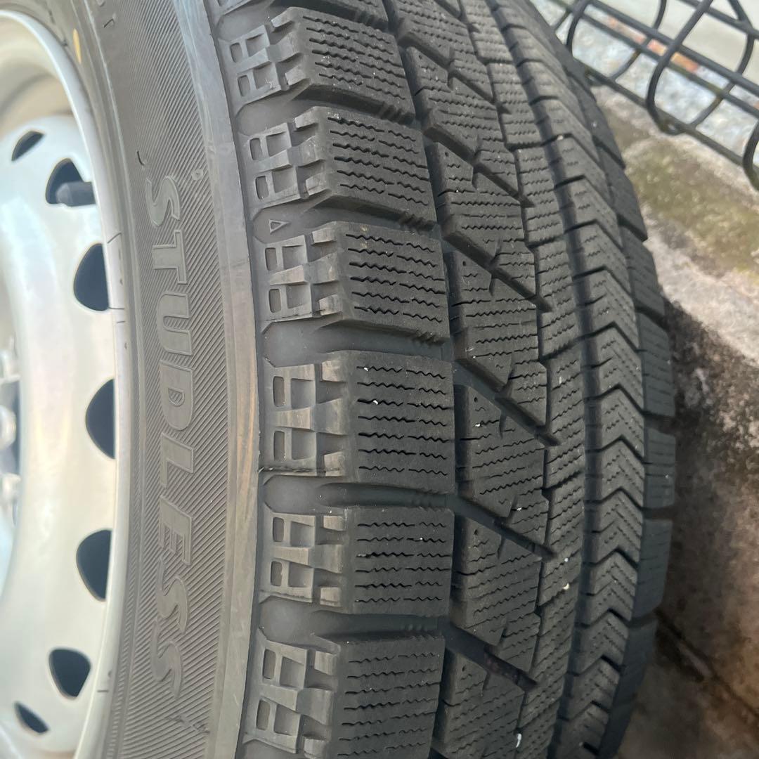 【手渡し限定】プリウス他　スタッドレス　ブリザックVRX 195/65/R15