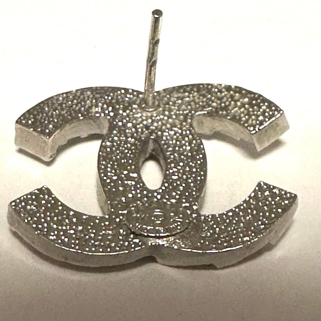 シャネル　CHANEL　ピアス　ココマーク　ラインストーン　シルバー　片耳のみ