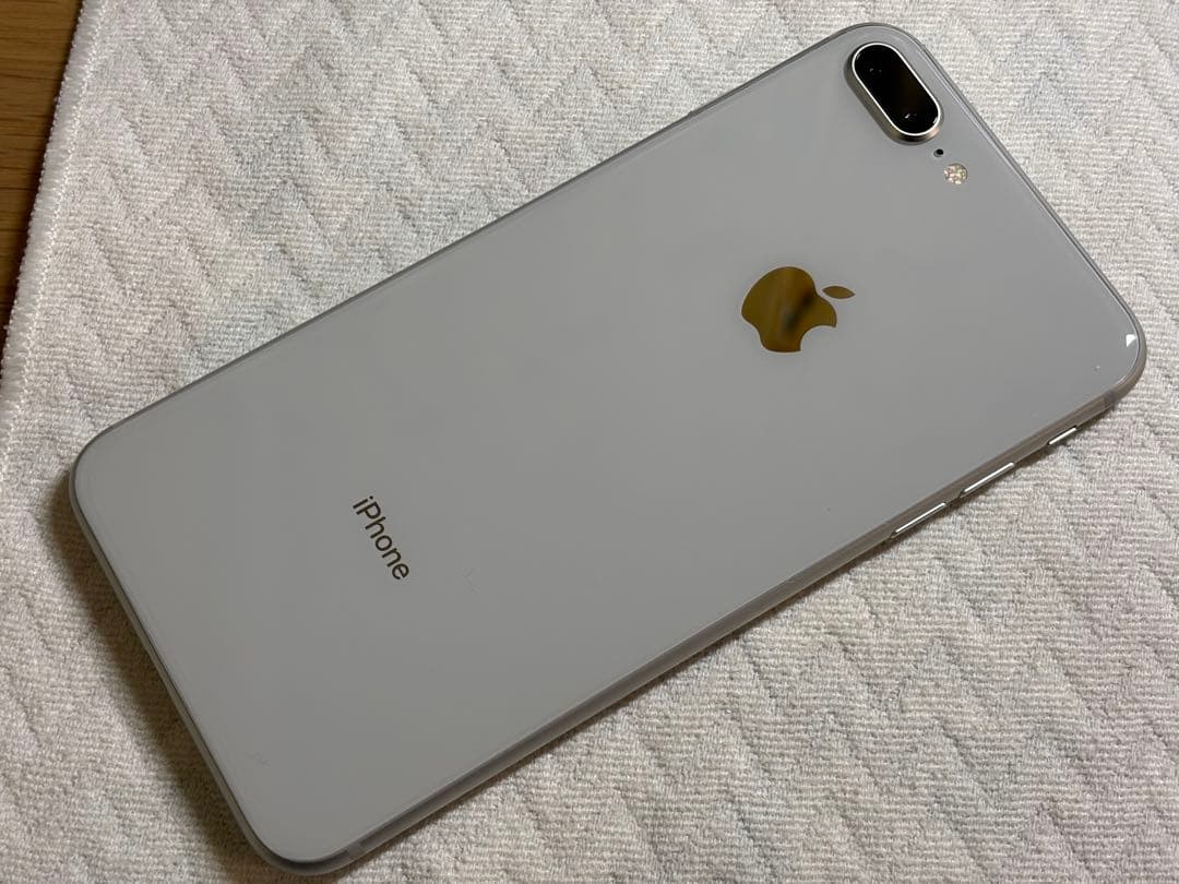 Apple iPhone 8 Plus 64GB SIMフリー シルバー - メルカリ
