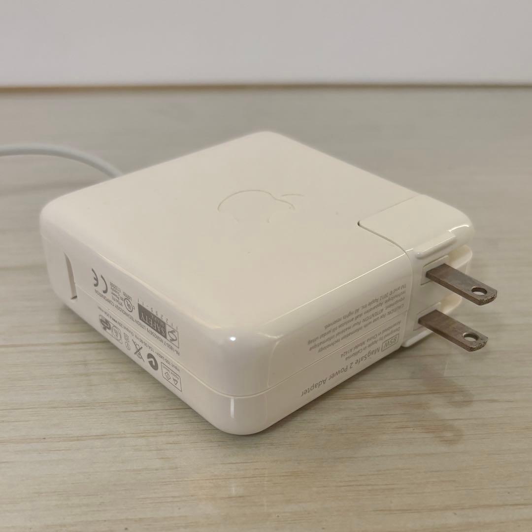 MacBook本体 MacBook Pro 13 inch Retina, Late 2013