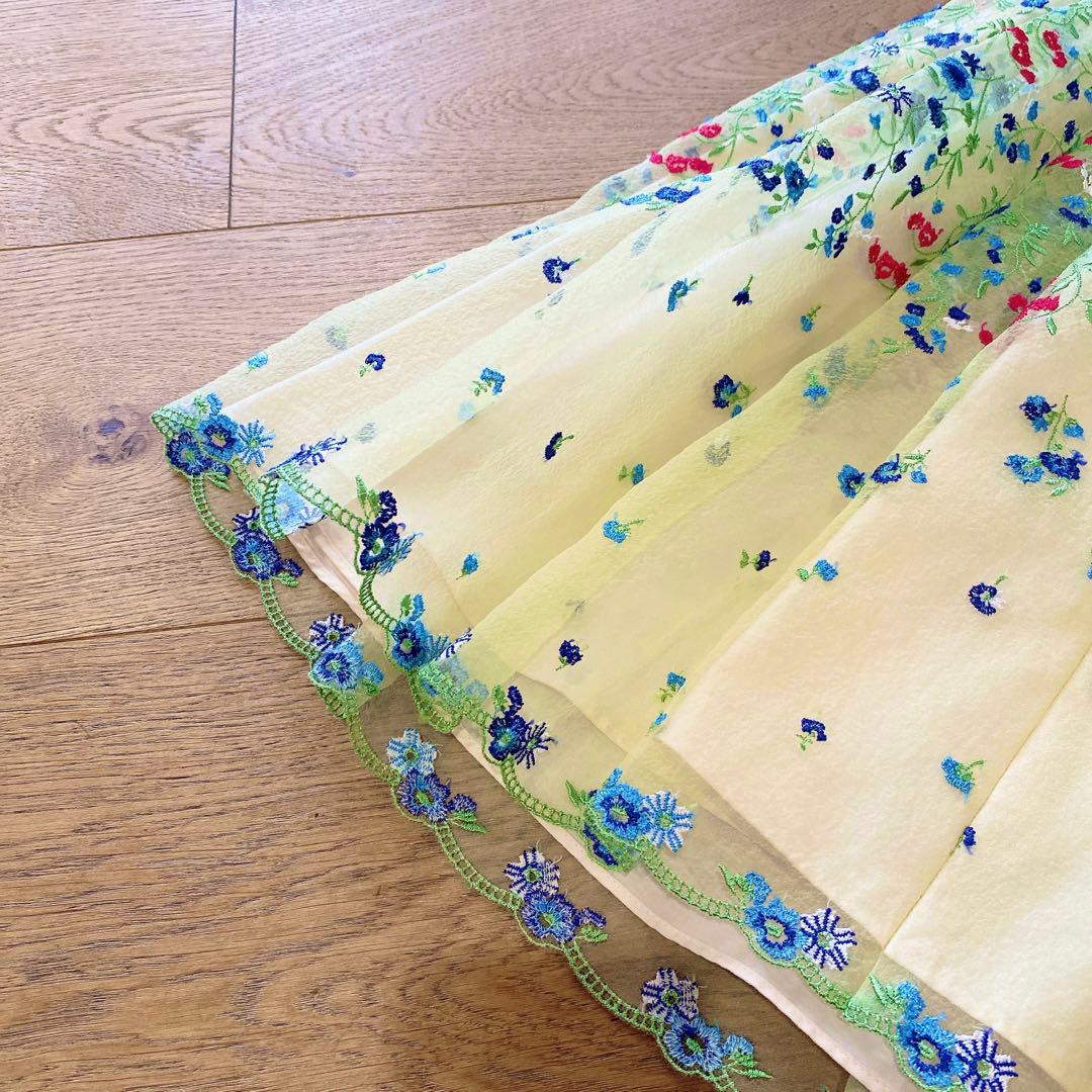 新品 トッカバンビーニ ワンピース ドレス イエロー 花柄 130 3630