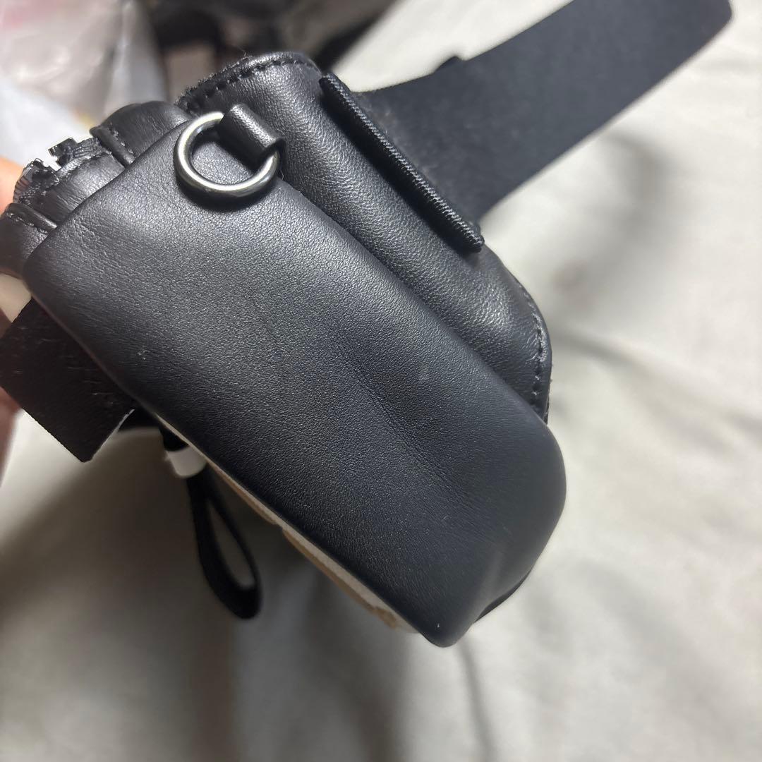 COACH ボディバッグ ホワイト・ブラック