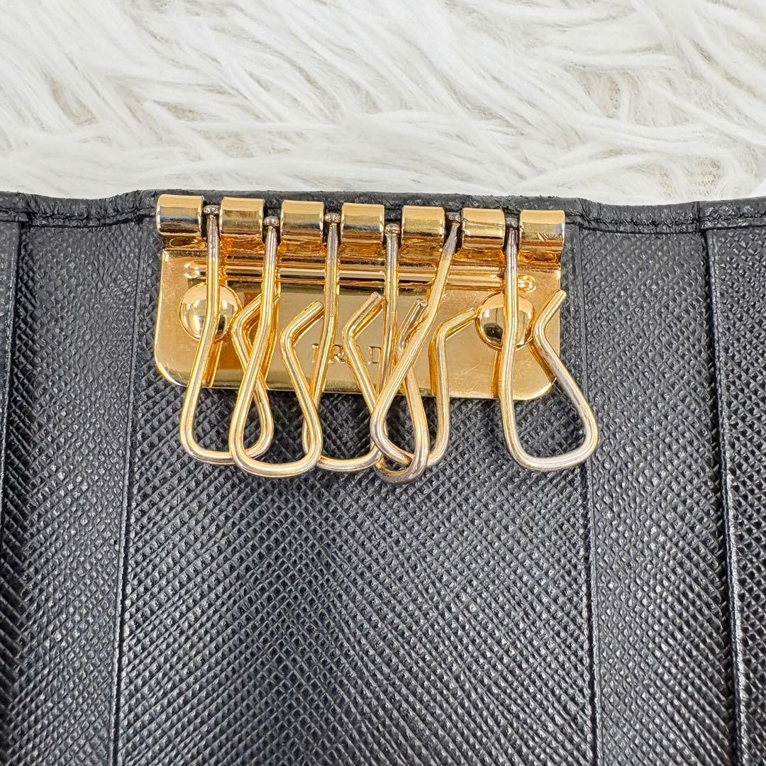 極美品 PRADA プラダ サフィアーノレザー キーケース ブラック 6連