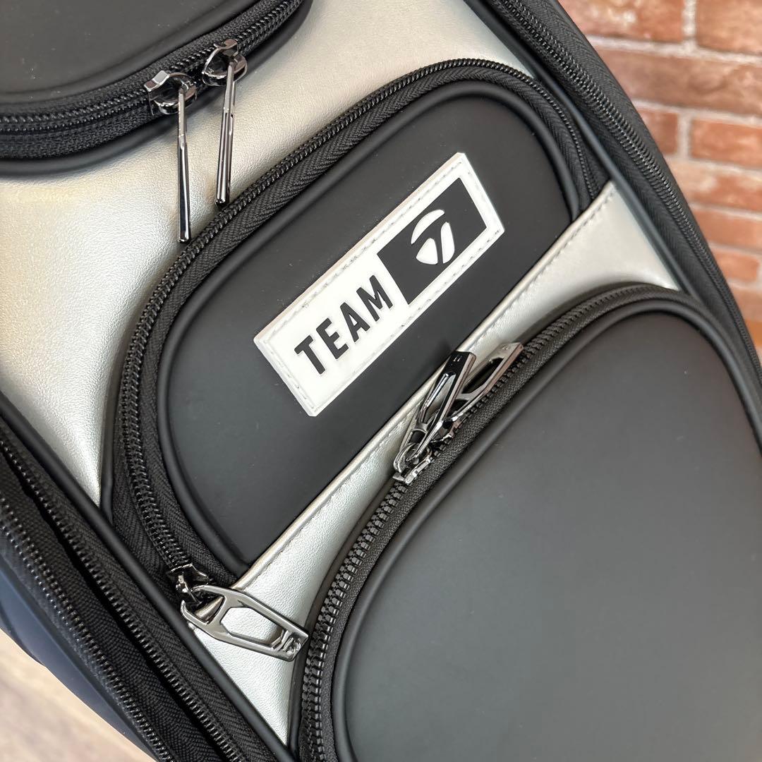 テーラーメイド Qi35 ツアースタッフキャディバッグ 2025年モデル