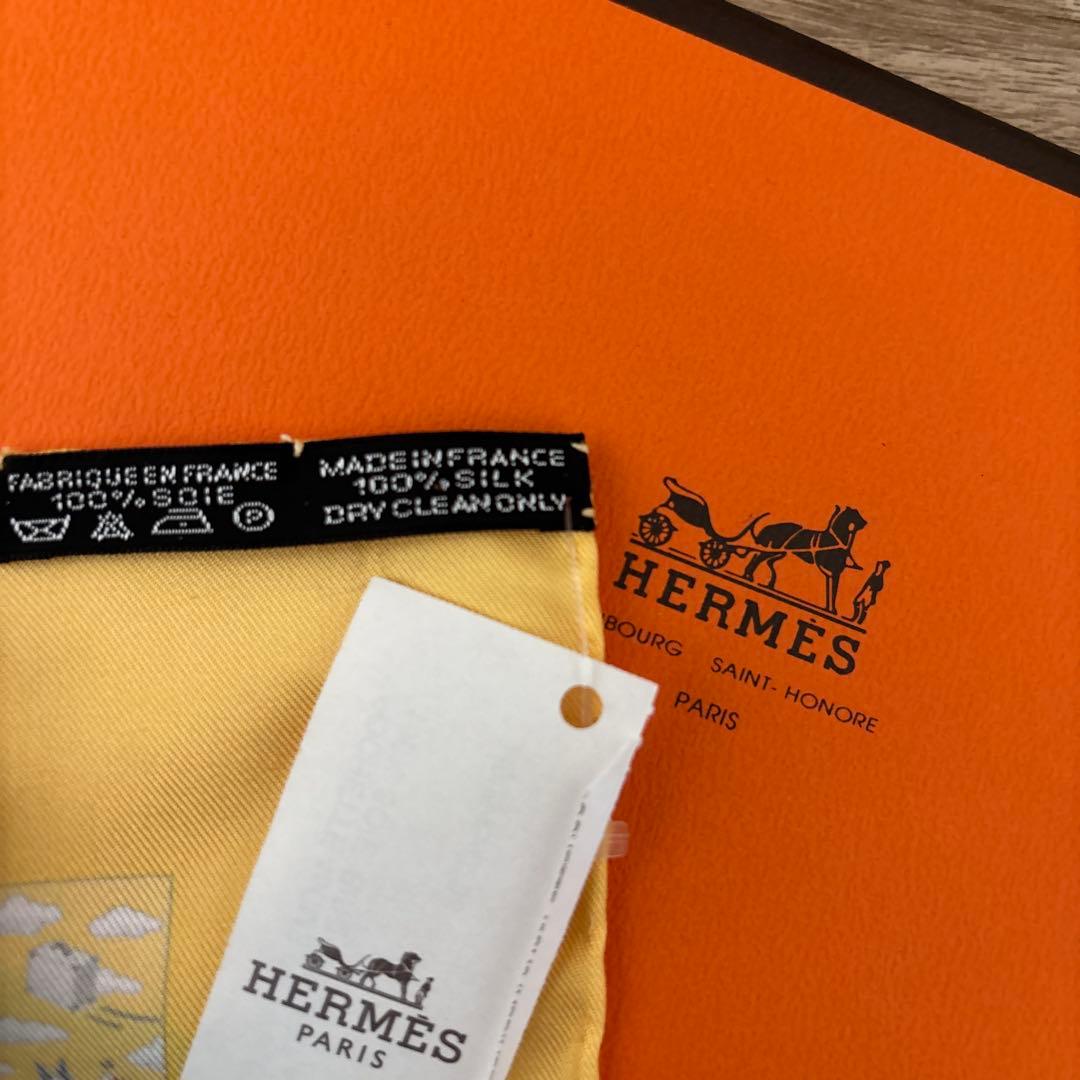 【新品未使用箱付き】エルメス　シルク　スカーフ　45 プチカレ