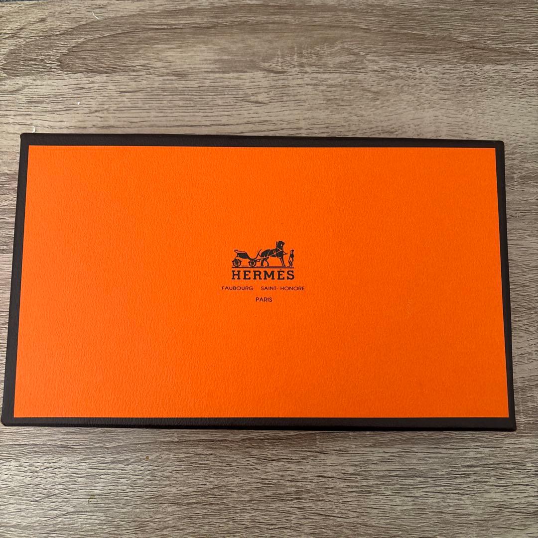 【新品未使用箱付き】エルメス　シルク　スカーフ　45 プチカレ
