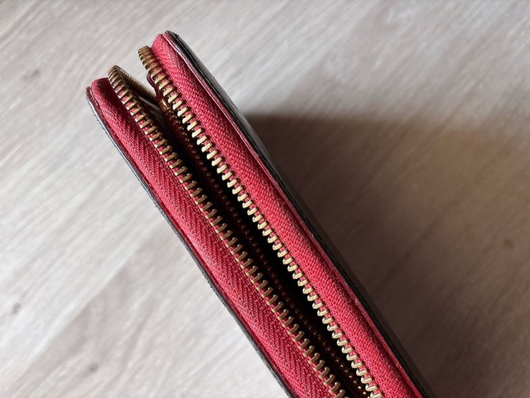 【美品】ルイヴィトン ヴェルニ ジッピーウォレット 長財布 ボルドー 赤 黒