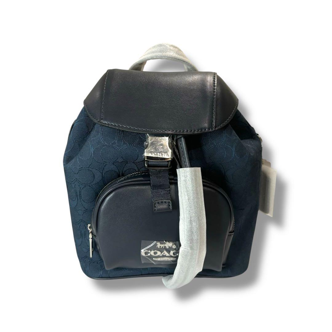 【新品タグ有】coach コーチ バックパック　　シグネチャーキャンバス