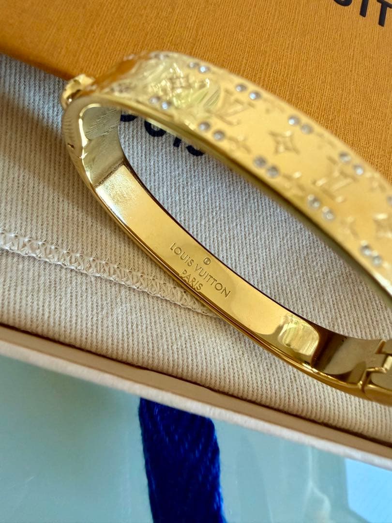 ルイヴィトン リジッド ナノグラム ストラス ブレスレット ゴールド バングル