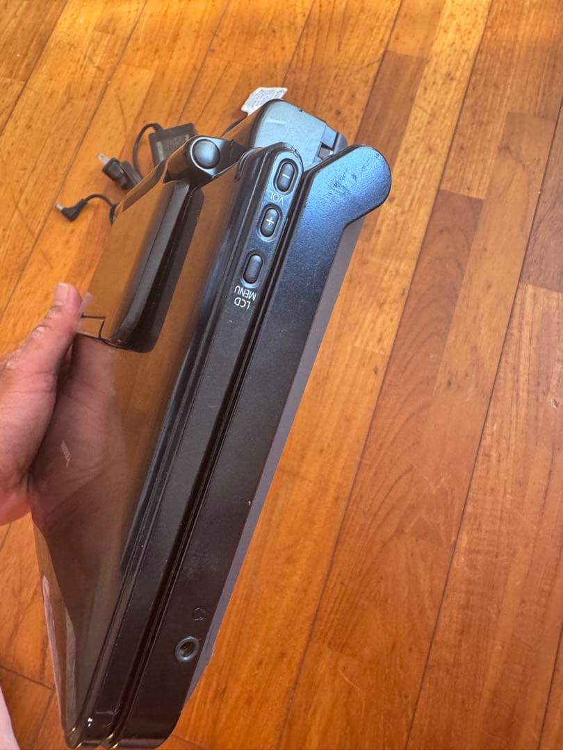 Panasonic ポータブルブルーレイディスクプレーヤー DMP-B200