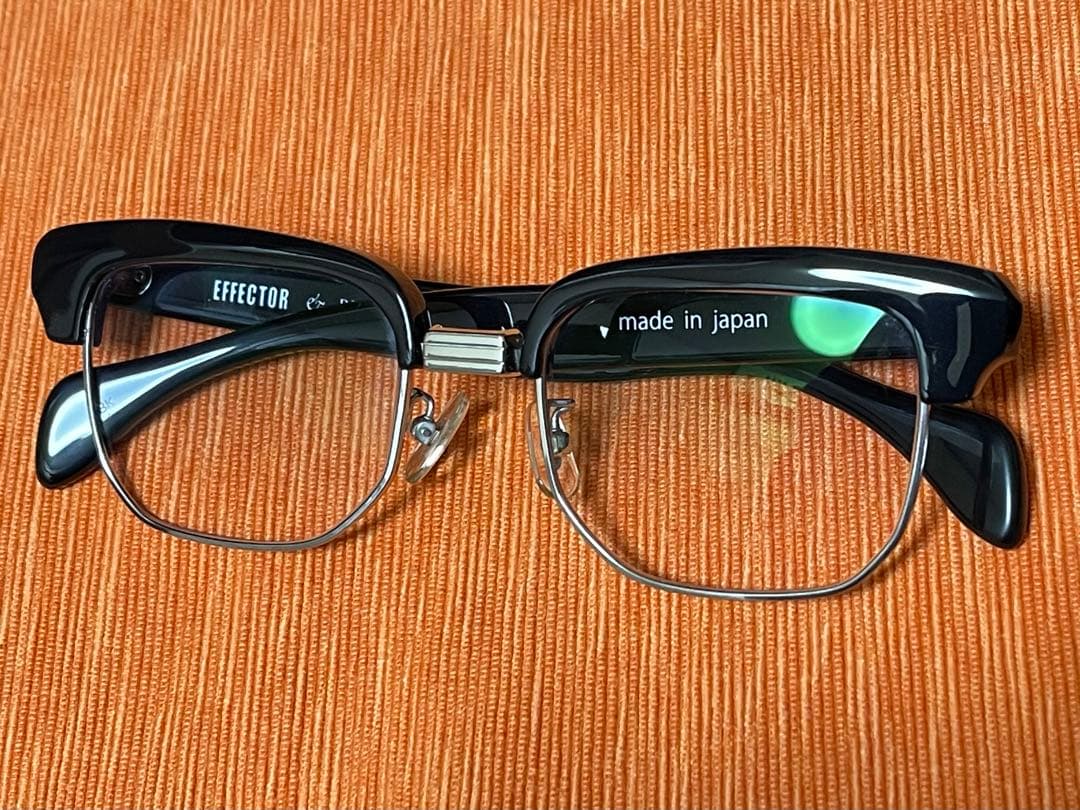 EFFECTOR & BLACK SIGN PROVIDENCE コラボモデル