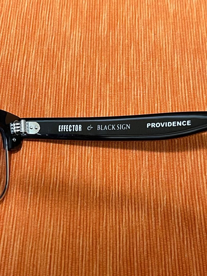EFFECTOR & BLACK SIGN PROVIDENCE コラボモデル