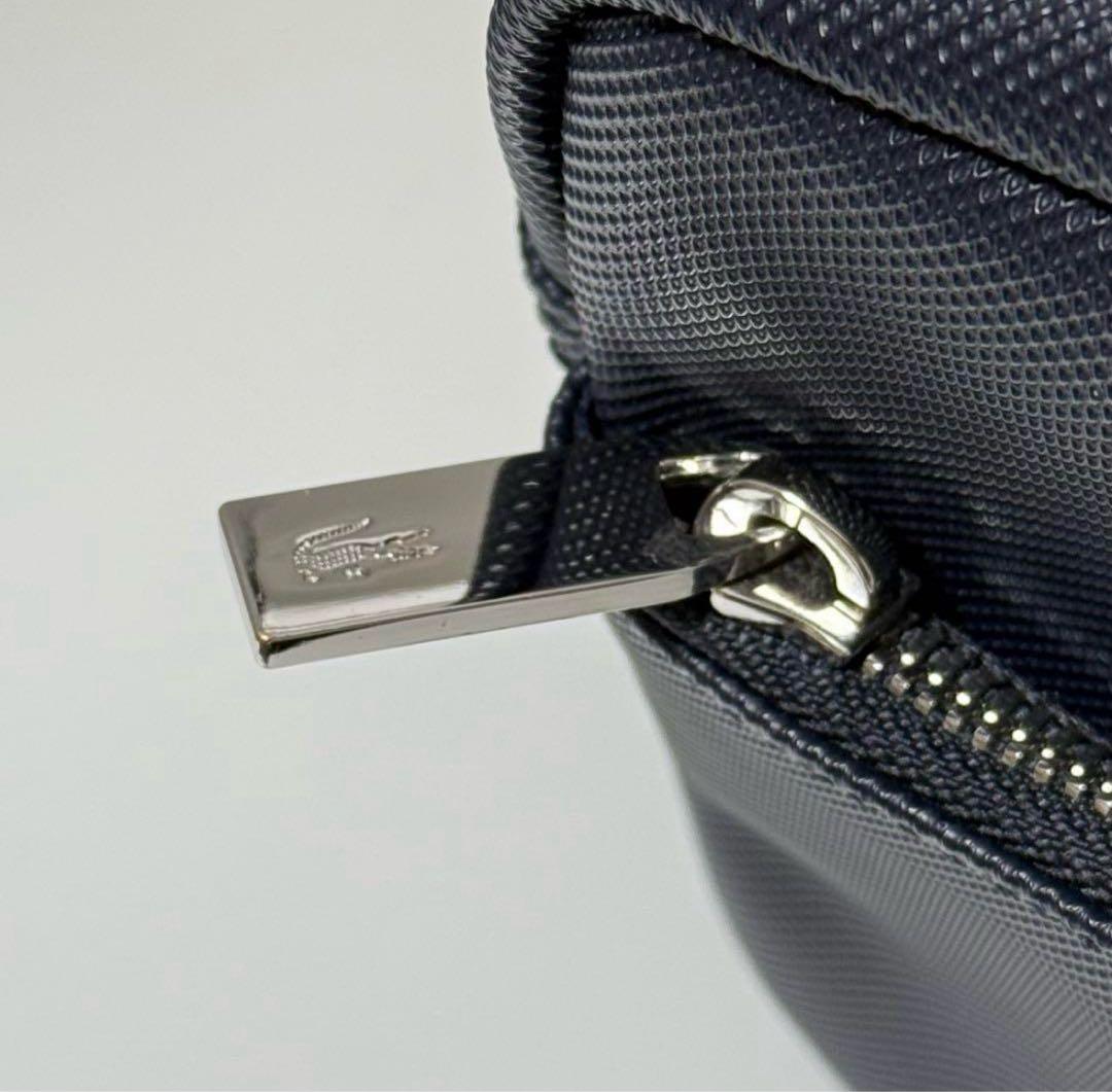 美品☆ラコステ☆ボディバッグ　ウエストポーチ　ショルダー　ネイビー　カメラバッグ