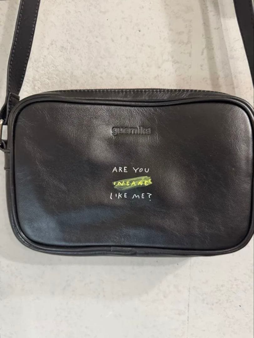 GUERNIKA ゲルニカ　メッセンジャーバッグ　本革　ブラック　新品未使用