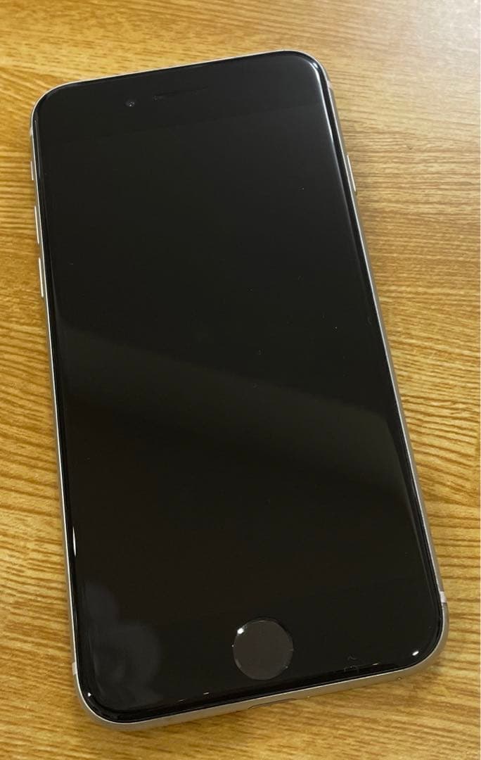iPhone SE第2世代 64GB 本体のみ