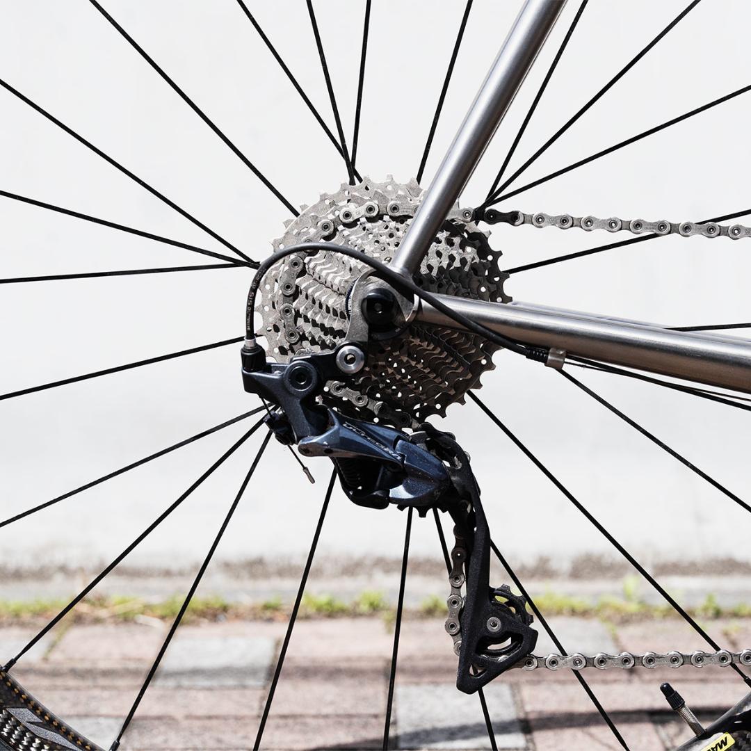 引取り限定 EmmeAkka エンメアッカ チタン ロードバイク デュラエース