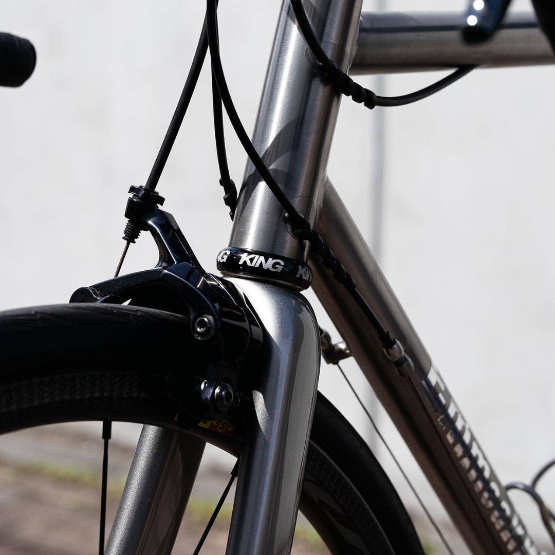 引取り限定 EmmeAkka エンメアッカ チタン ロードバイク デュラエース