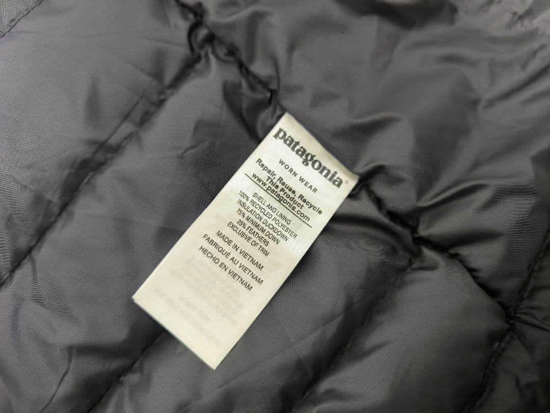 patagonia　ハイロフト・ダウン・フーディー Sサイズ