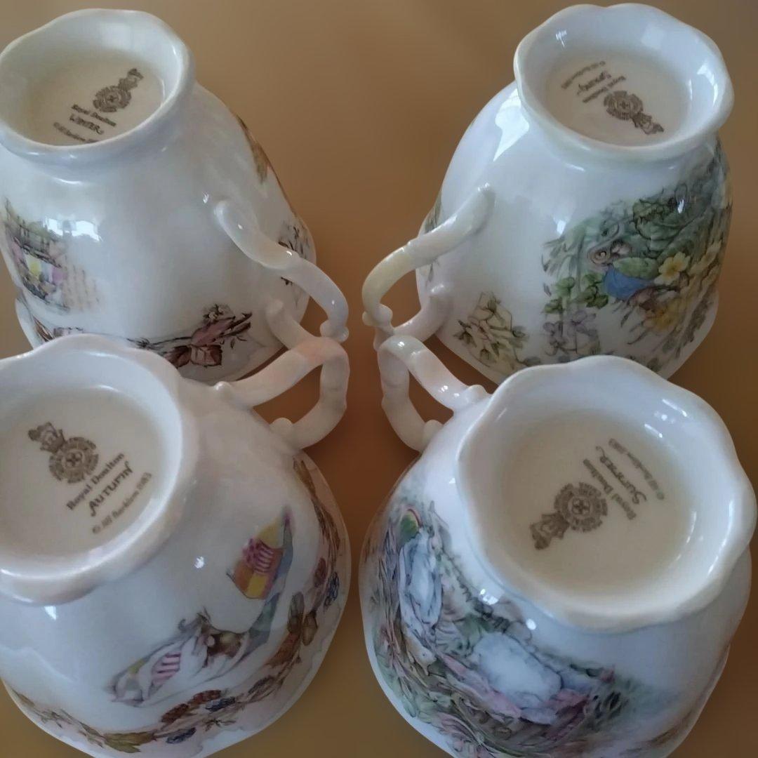 新品　ロイヤルドルトン ブランベリー ヘッジ 　カップソーサー4客 プレート２枚