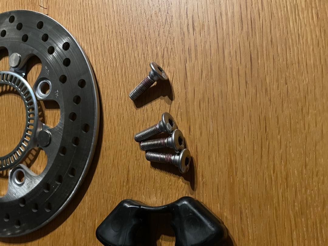 カワサキ　zx4rr 2025年式 スプロケット　リアブレーキディスク