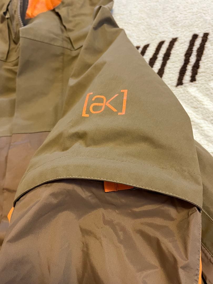 e*W様 バートン ak ゴアテックス スノボウェア ジャケット S