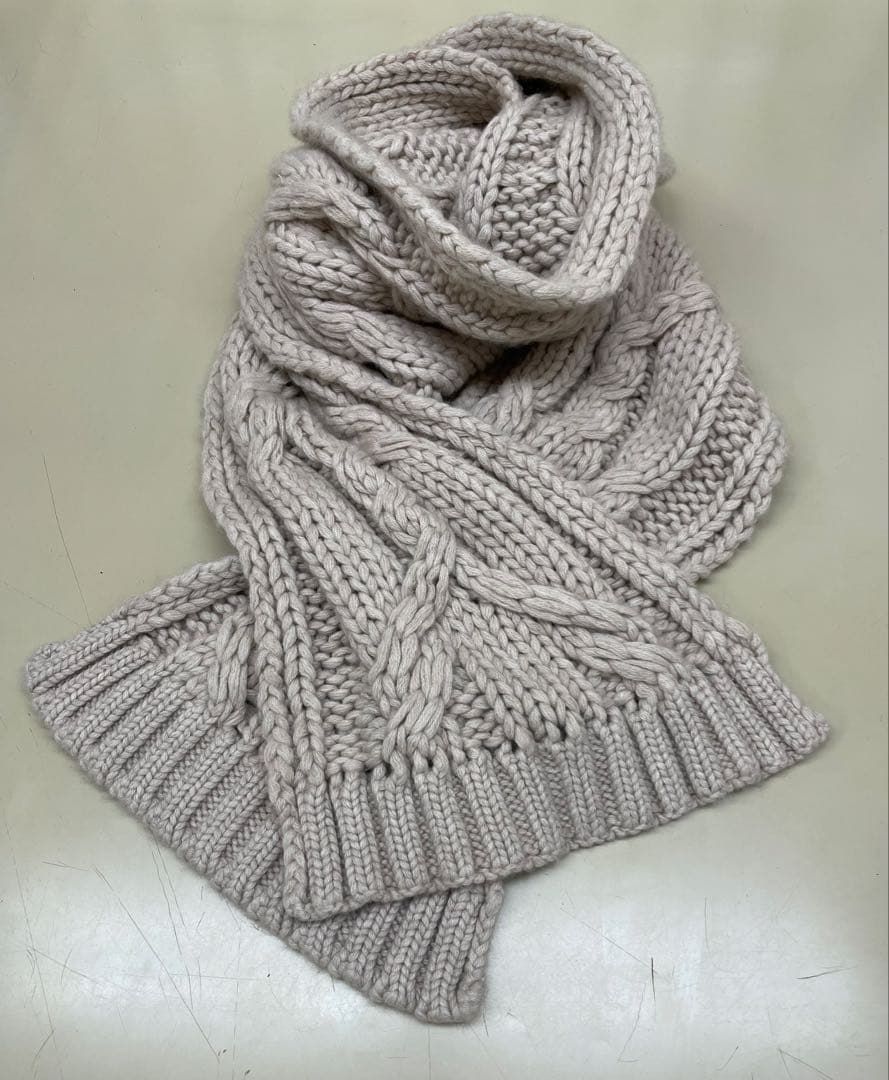 ジョンストンズ　カシミヤ100%　ケーブル編み　ロング マフラー　ユニセックス