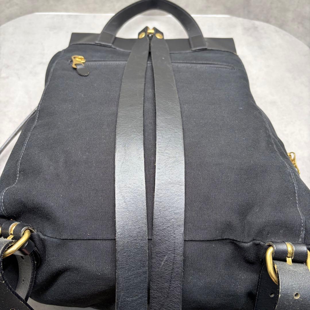 IL BISONTE イルビゾンテ キャンバス×レザー リュック ブラック