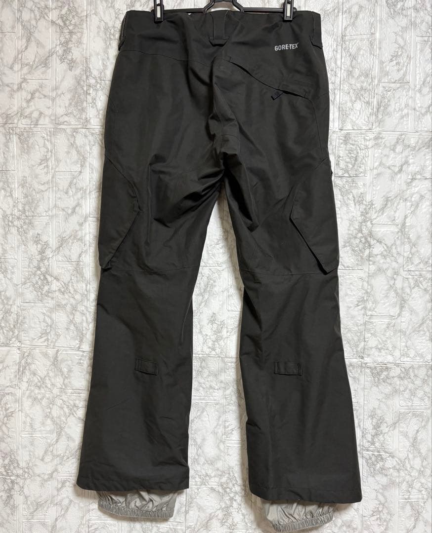 ♦︎良品♦︎ BURTON (バートン) ウェアAK GORE-TEX (XS・M)