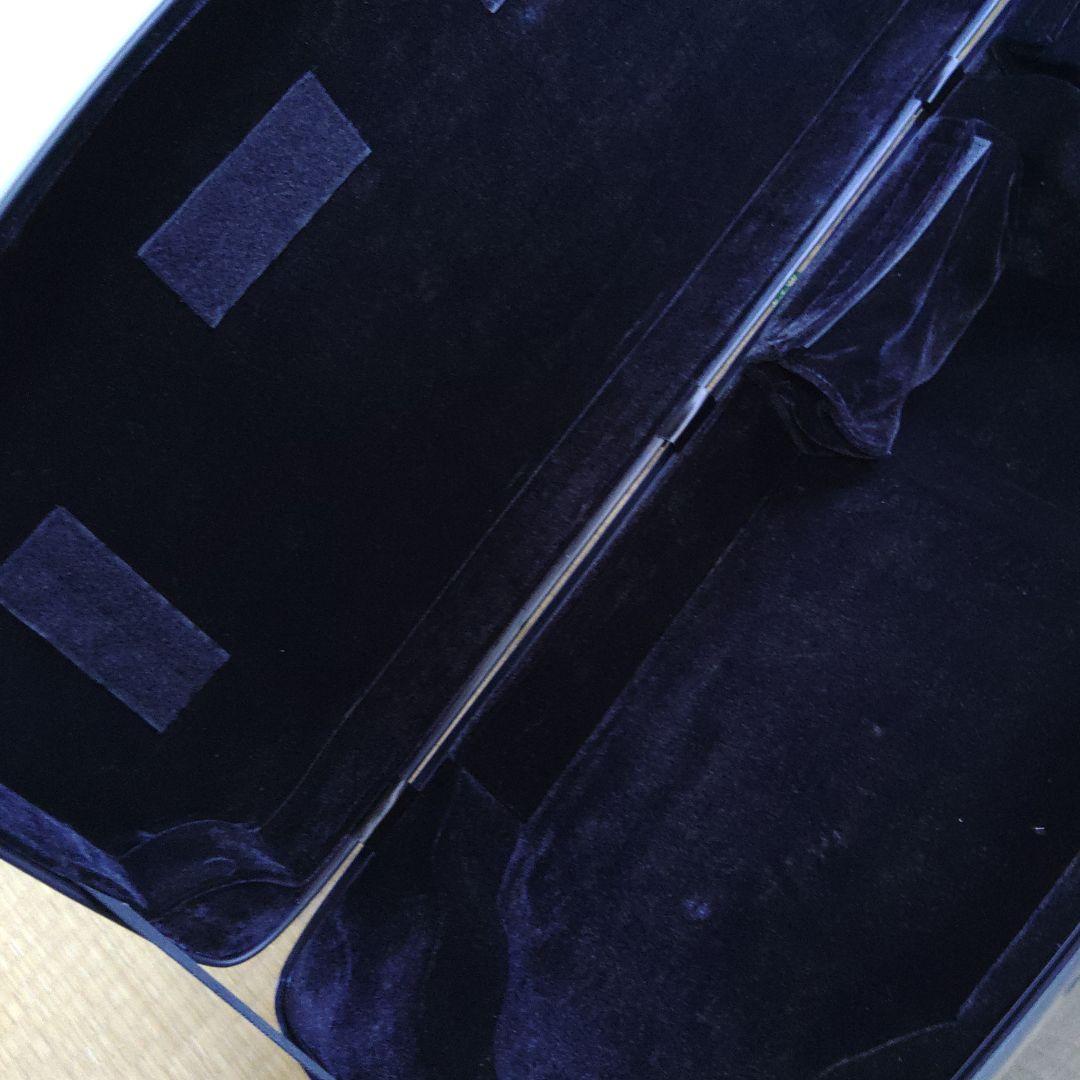 バリトンサックスケース　樹脂製