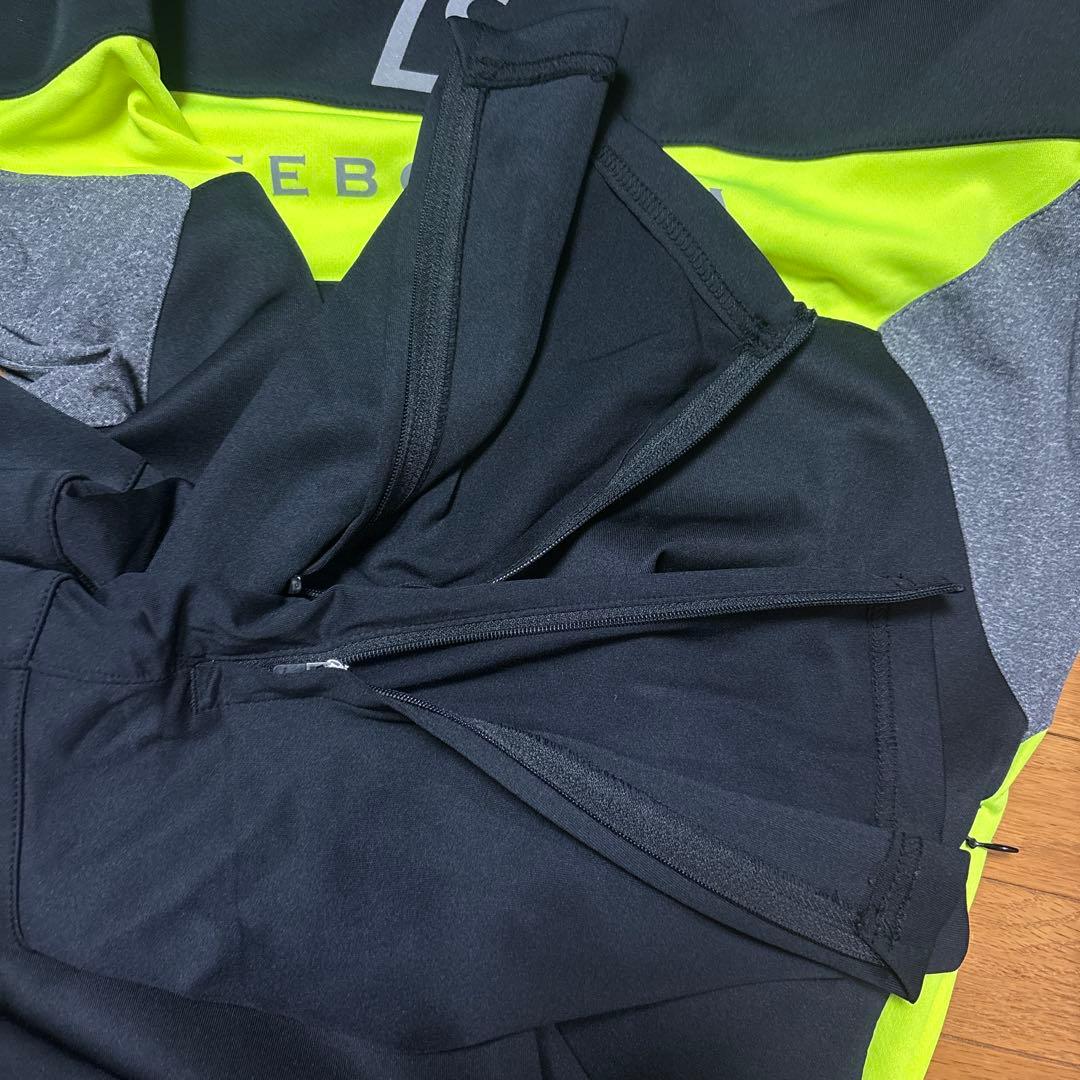 ルースイソンブラ　 黒/蛍光イエロー　サッカーウェア上下セット　L