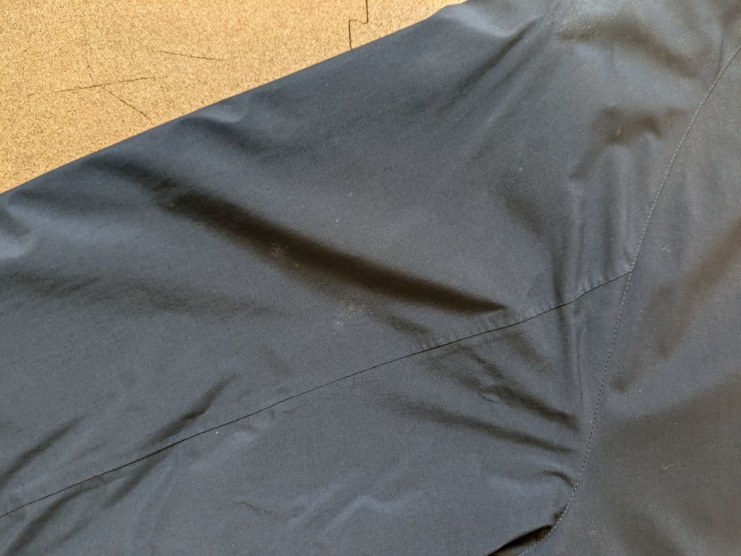 ビショップ×ゴールドウィン　別注　ゴアテックスインフィニゥム　ブラック　Lサイズ