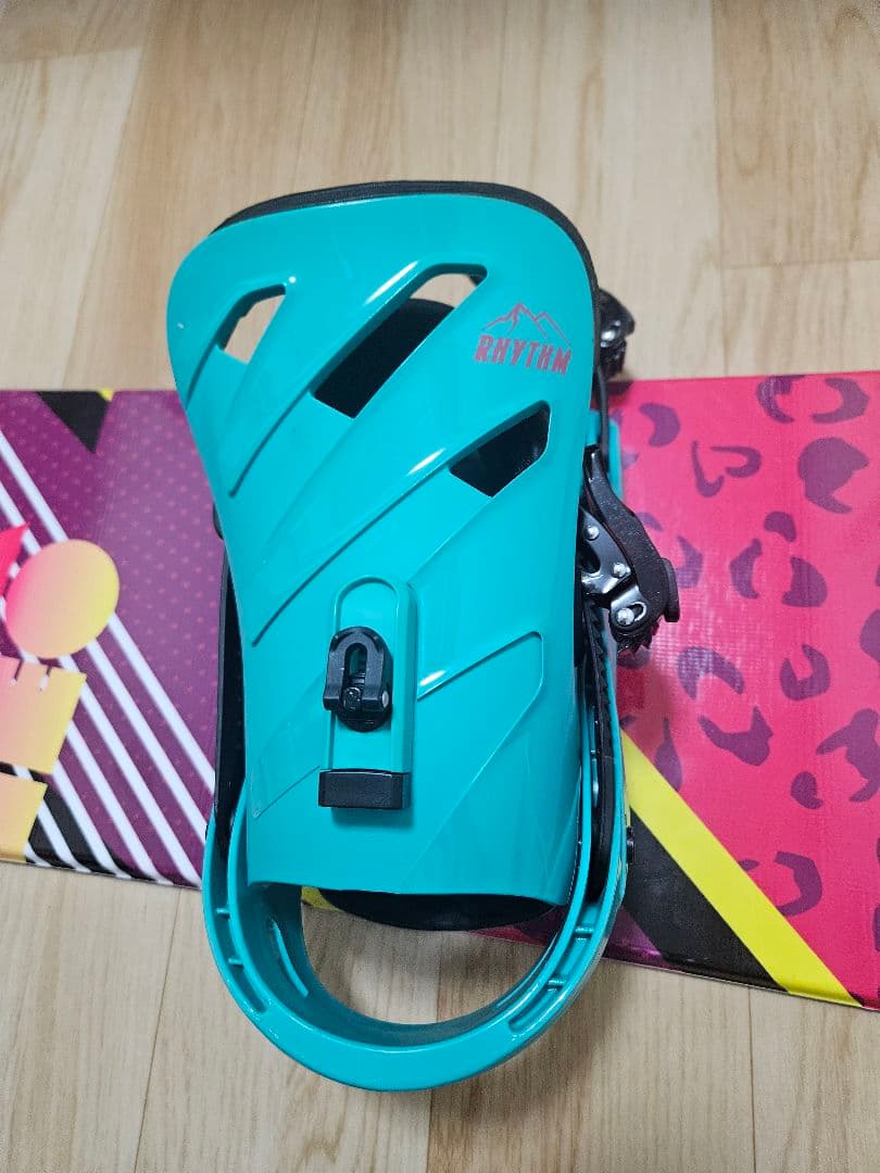 SALOMON ビンディングSサイズ STELLALEO スノボ板147cm - メルカリ