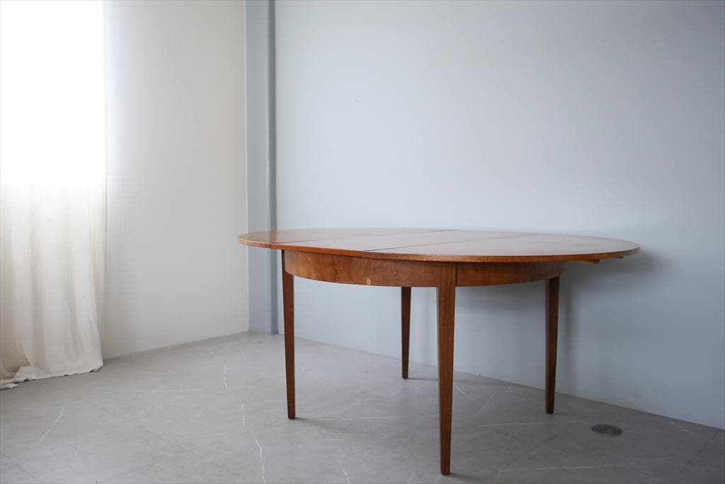 英国アンティーク伸張式ラウンドダイニングテーブル⁄エクステンション