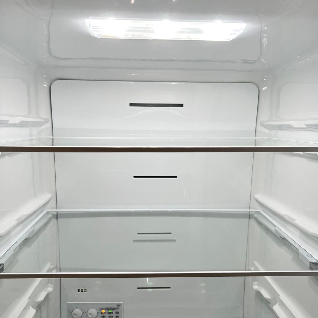 美品　TOSHIBA 東芝　冷蔵庫　GR-V36SV 2024年製