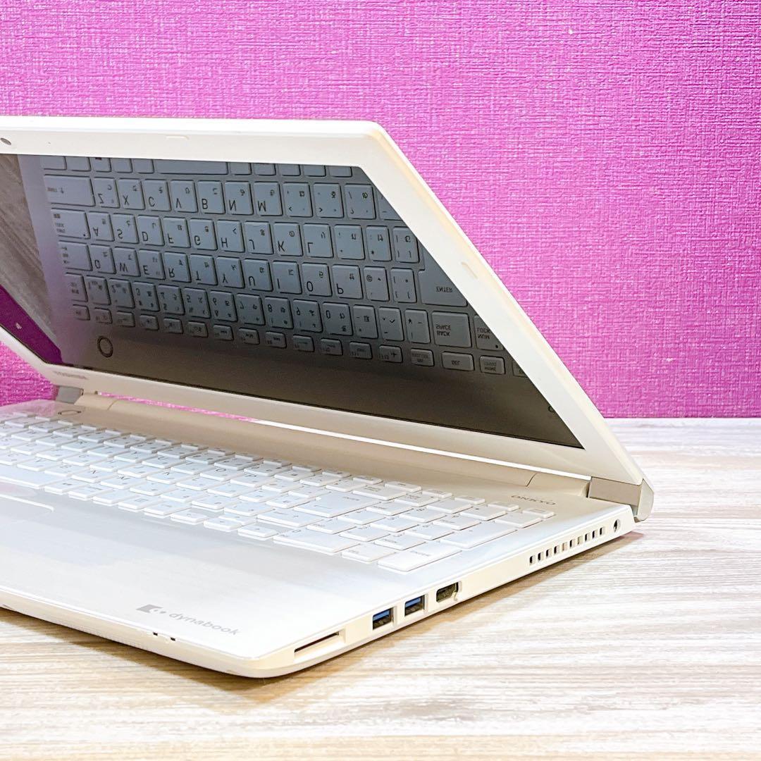 新品SSD搭載✨すぐ使えるノートパソコン✨カメラ付✨第7世代Corei3✨8GB