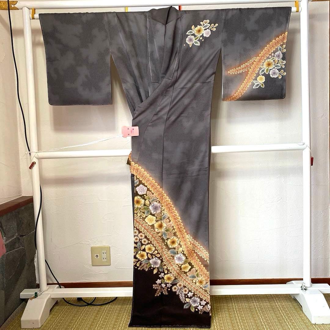 着物-辻が花着物61【未使用・しつけ付き】辻が花の訪問着 正絹 グレー系 高級品