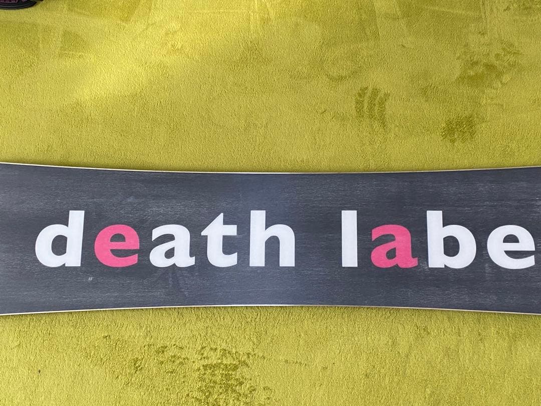 【値下げ】【中古】【美品】death label スノーボード　136
