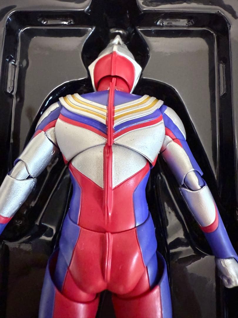 S.H.Figuarts 真骨彫 ウルトラマンティガ マルチタイプ