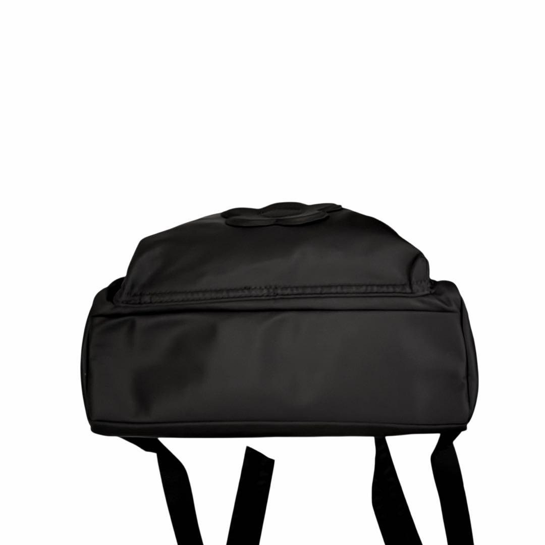 新品同様✨マリークワント　ナイロン マットサテン デイジー リュック デイパック