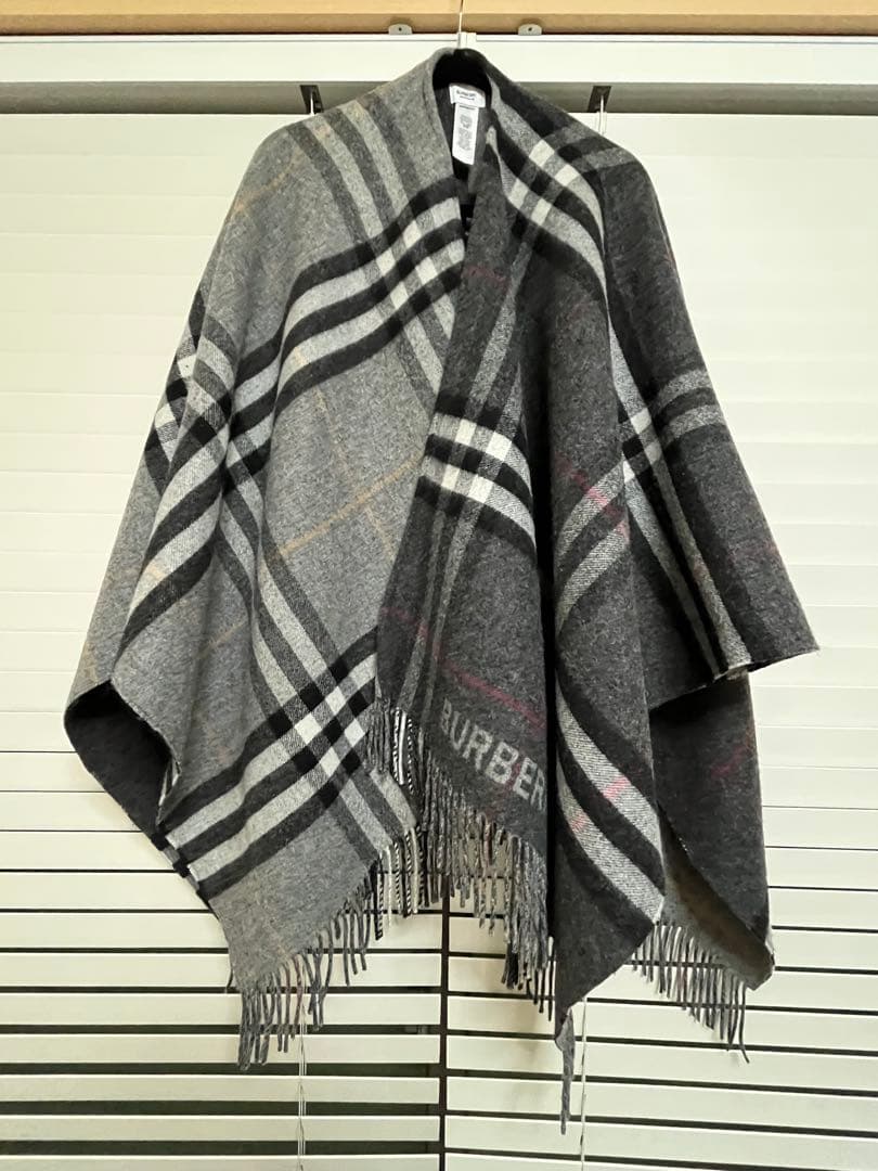 BURBERRY チェック柄ポンチョ｜Burberrys チェック柄 ポンチョ Amazon