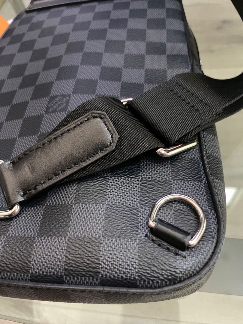 LOUIS VUITTON ダミエ ボディバッグ　N45302 美品
