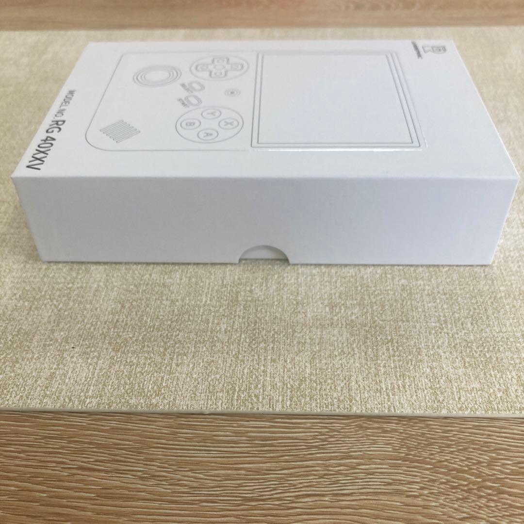 中華ゲーム機 Anbernic RG40XXV 【美品】