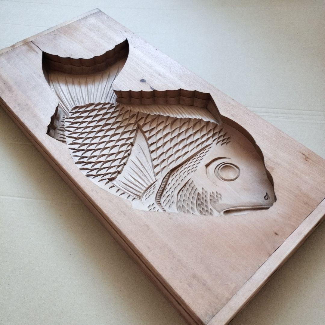 和菓子木型　鯛　一尺八寸