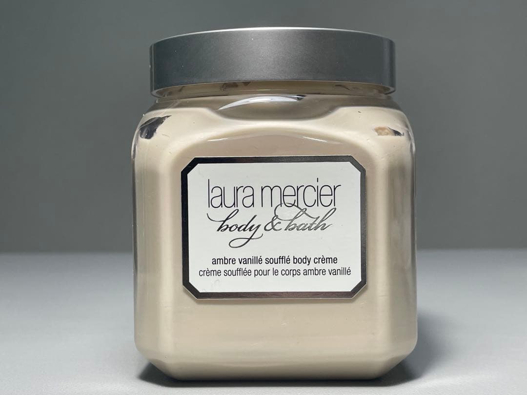 （極美品）ローラメルシエ　ホイップドボディクリーム　アンバーバニラ　300ｇ