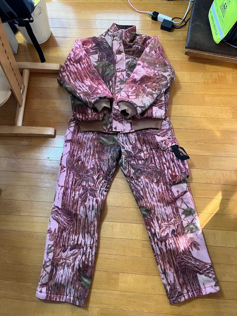 カベラスハンティング防寒着 キャンプアウトドアリアルツリーカモ上下セットアップ