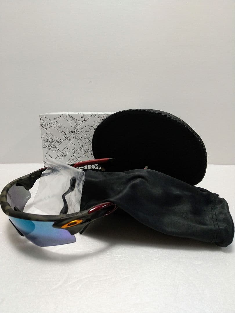 オークリーサングラスレーダーロックカスタム仕様  迷彩カモフラージュフレーム