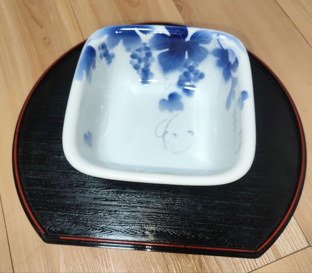 深川製磁 ブルーワイナリー 角鉢 18 × 18 × 8cm - メルカリ